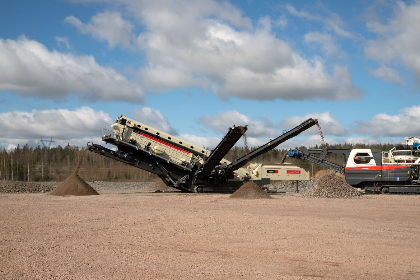 Key Advantages of Using a Mobile Crusher on Construction Sites