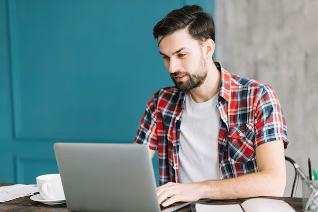 How a Virtual Assistant Supports Amazon Product Listing Services
