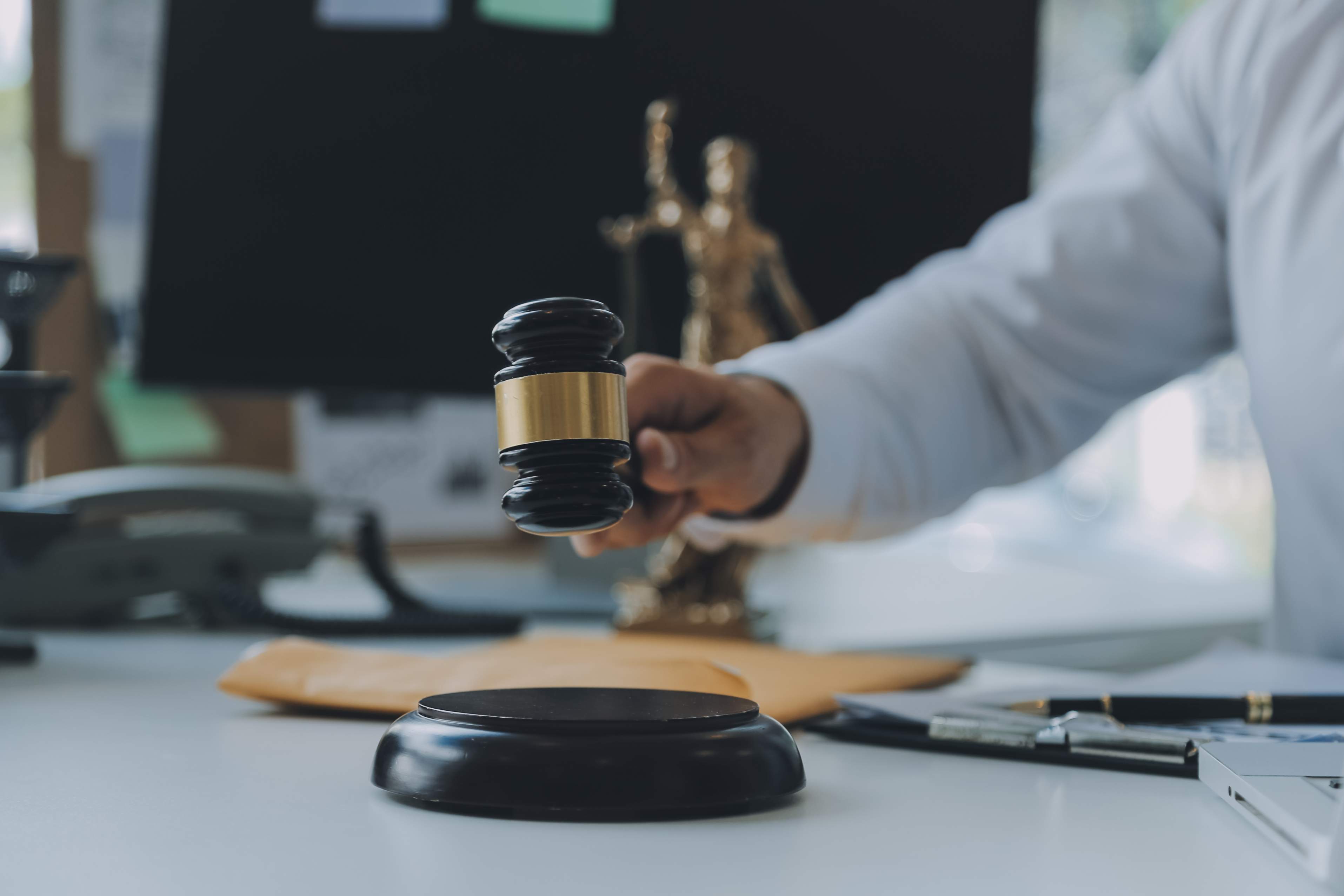 Finding the Best Attorney Lawyers in Dubai: How to Choose Elite Courtroom Representation