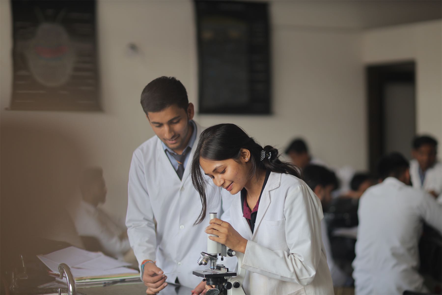 Best D Pharma Colleges in Roorkee for Pharmacy Education – Quantum University
