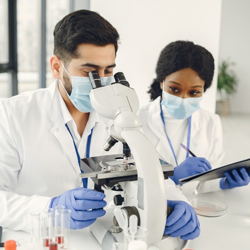 What Is Molecular Diagnostics? The Complete Guide for Clinicians and Lab Scientists
