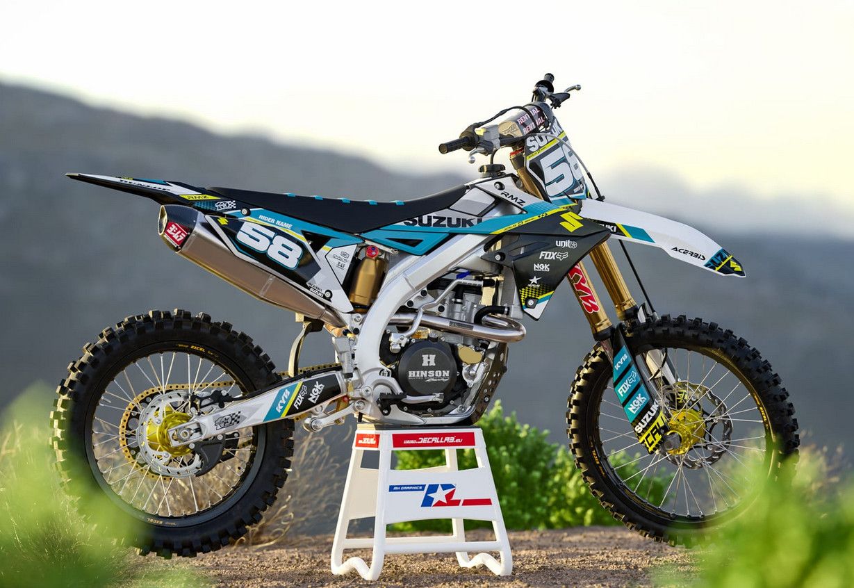 The Evolution of Moto Graphics in Professional Off-Road Racing