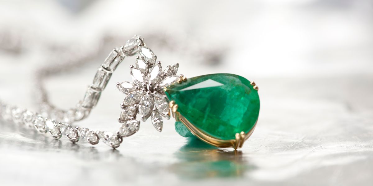 Why are Diamond Pendants the Perfect Gift for Every Occasion?