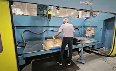 5-Axis CNC Trimming for Thermoformed Plastic Parts | Precision Finishing Made in USA