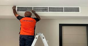 Why AC Cleaning Is Essential for Comfortable Living in Dubai