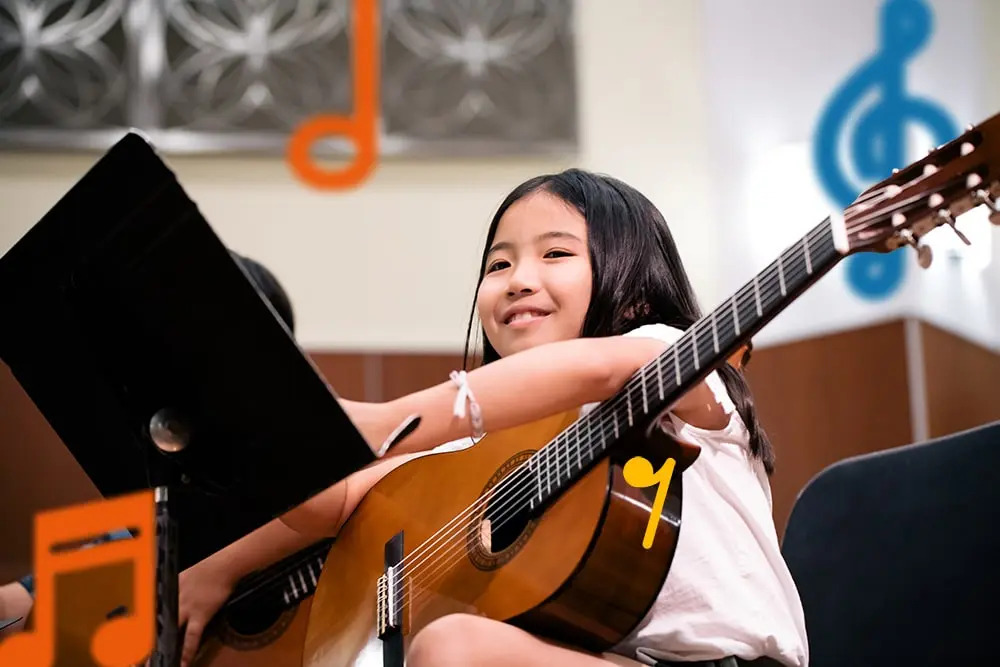 Why Are Basic Guitar Lessons For Children the Perfect First Step Toward Confidence and Creativity?