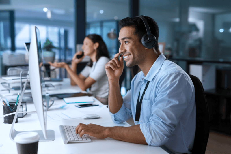 Unified CX vs Omni-channel CX: Key Differences Explained