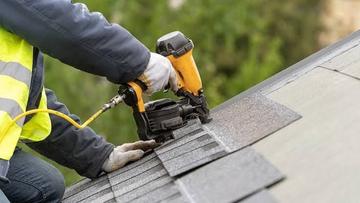 Shingle Repair: Smart Ways to Protect Your Roof Before Damage Spreads