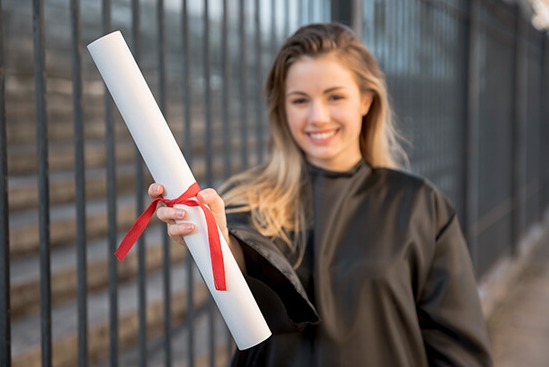 Is a CA Course Better Than a 2-Year Degree?