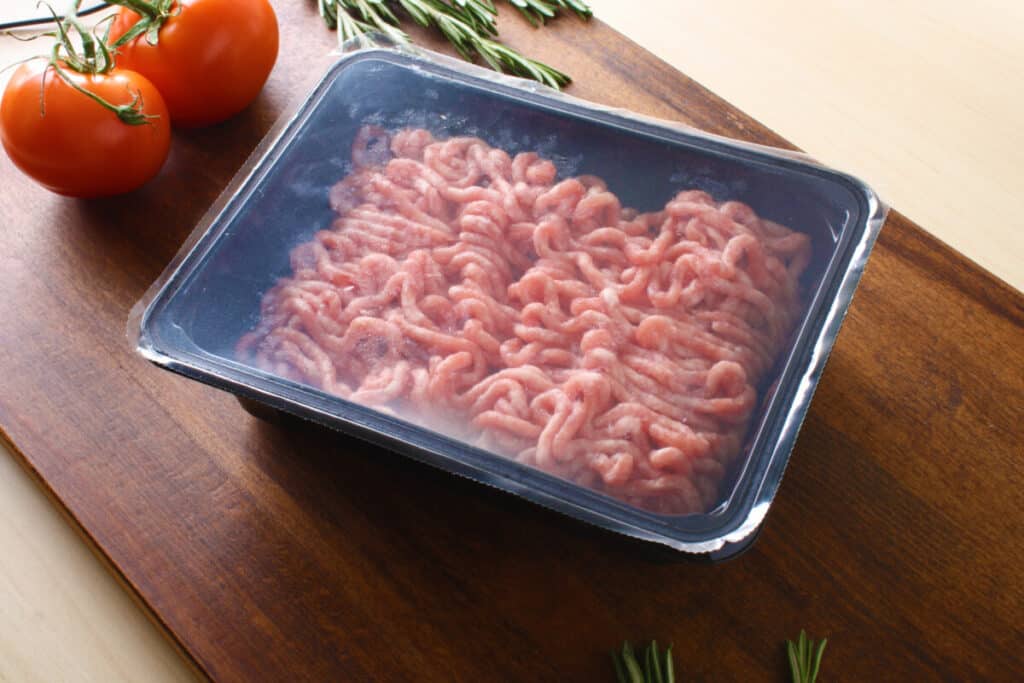 Packaged Meat Market Foodservice Demand Trends Shaping Modern Dining Businesses.