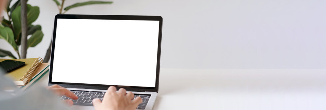 How to Choose the Right Laptop on Rent
