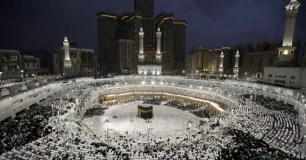 Why Should You Book Ramadan Umrah Packages Early?