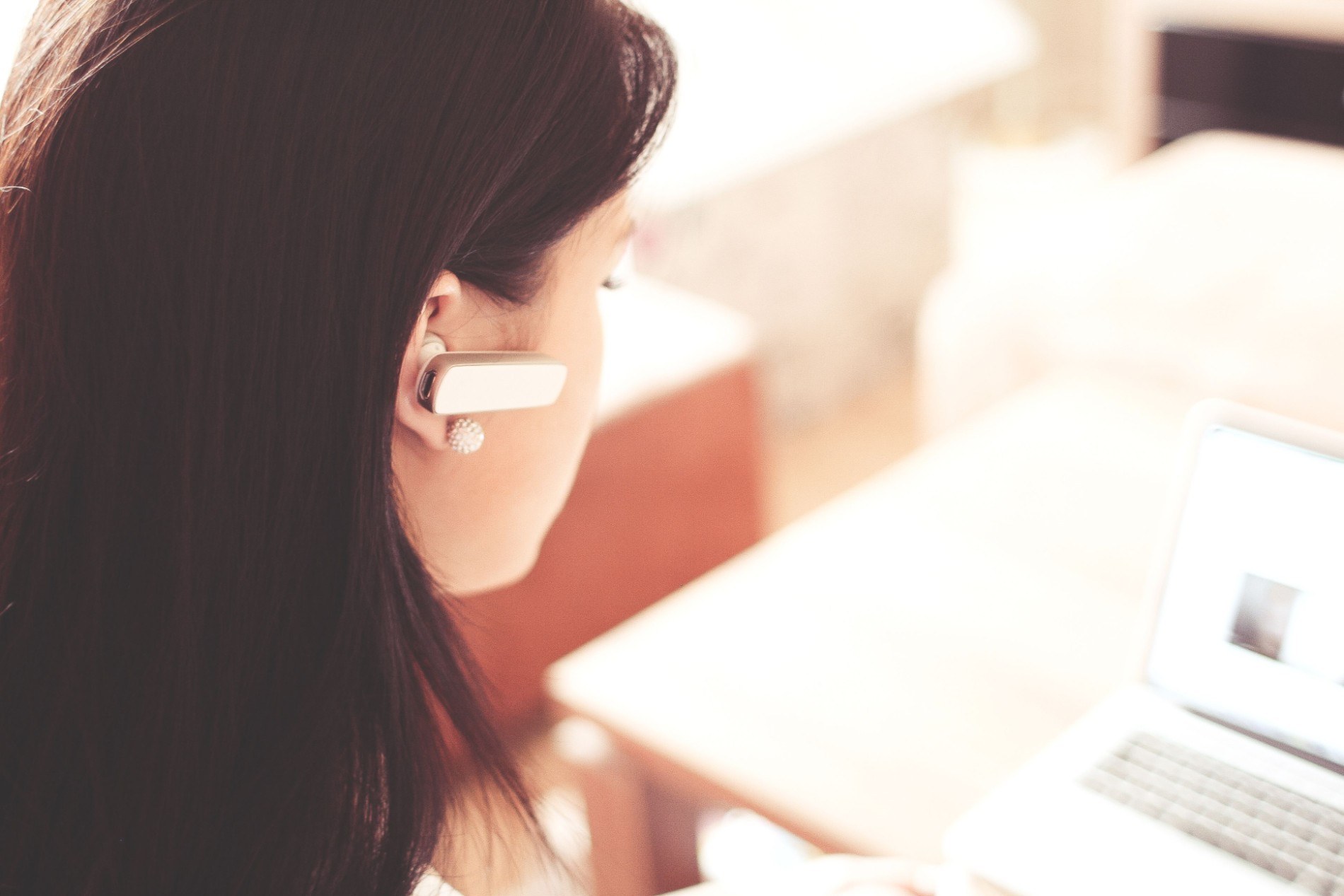 From Home Office to Hot Desking Ilford: Finding Your Ideal Work Routine