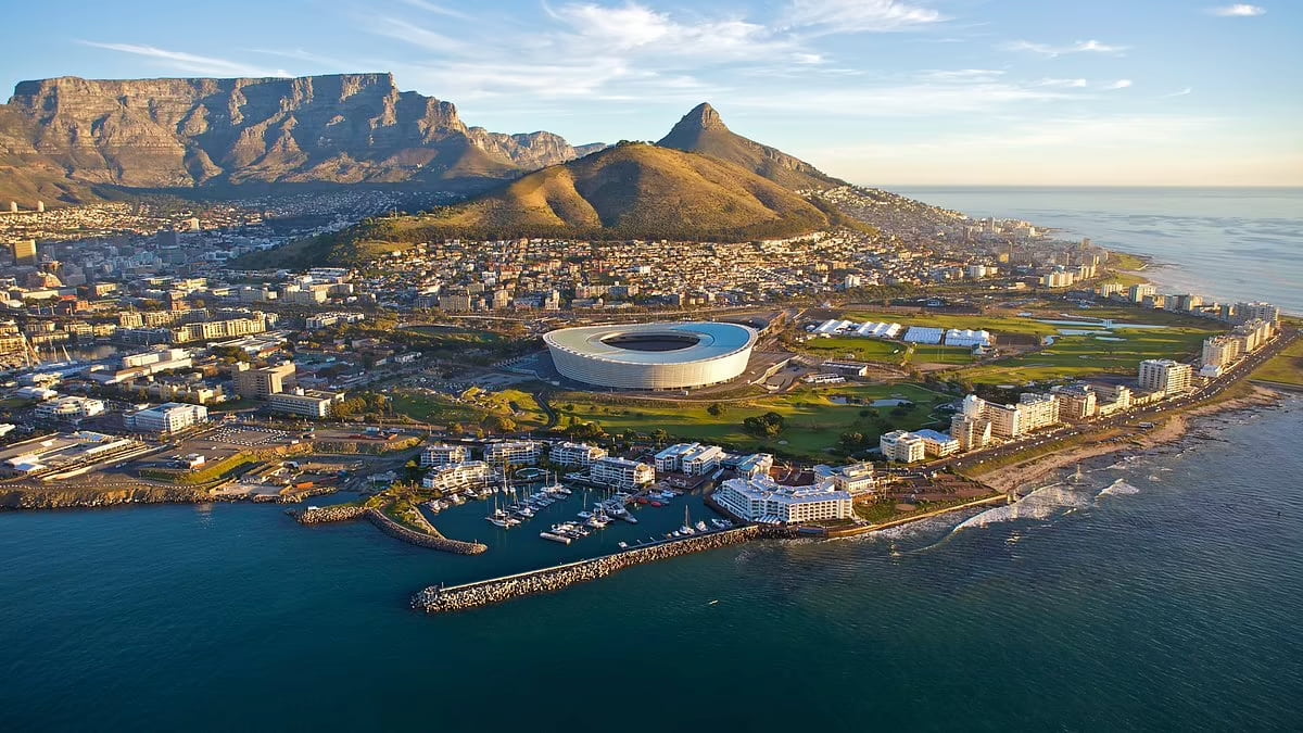 South Africa Flights From UK | Find the Best Prices