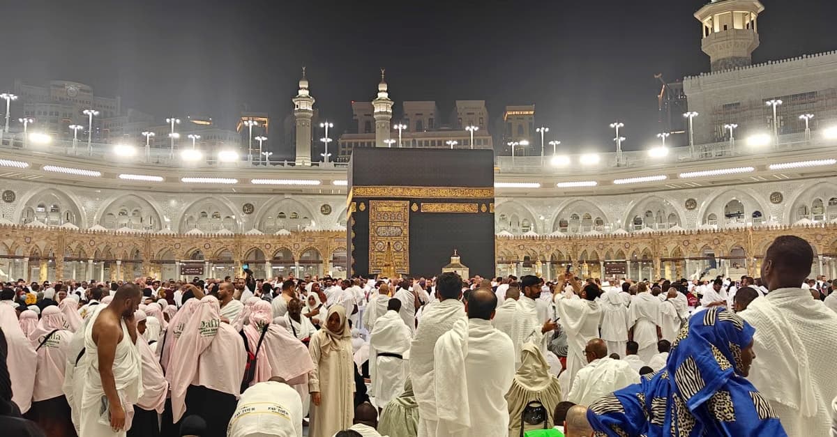 Umrah Packages 2026: Flights, Hotels, Transfers and Visa Guide