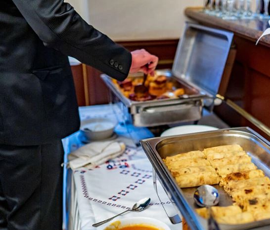 How to Build a Halal Catering Menu for a Multi-Cultural Bay Area Event