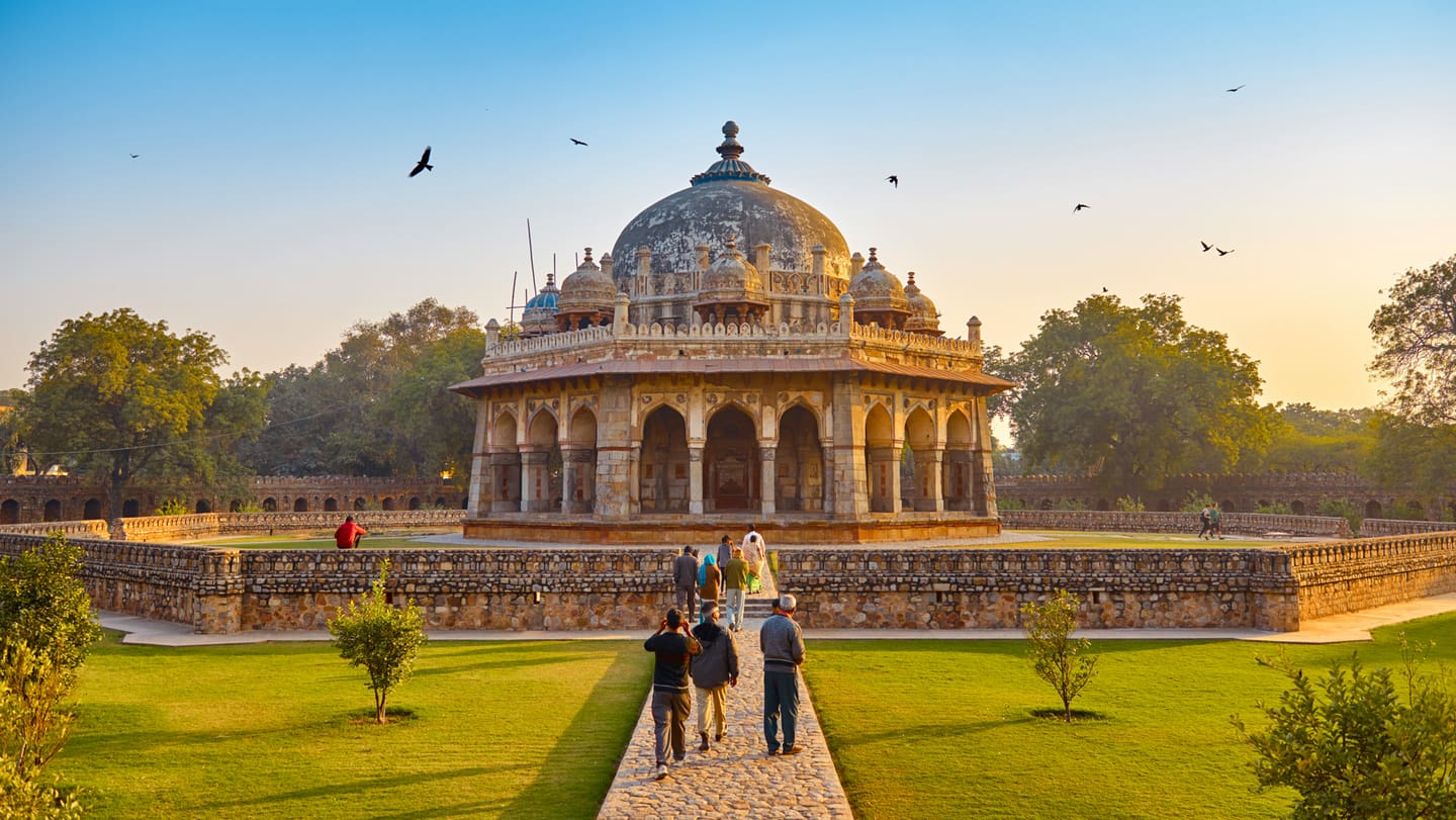 Flight to India from London: Book Low Fare Tickets