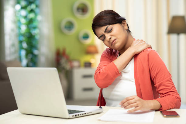 Common Daily Habits That Can Contribute to Neck and Foot Discomfort