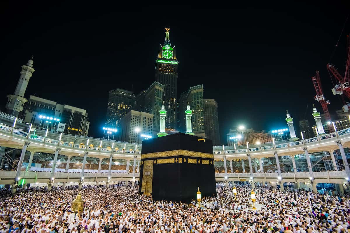 14 Nights 3 Star Umrah Package: Hotels, Flights & Visa Guide