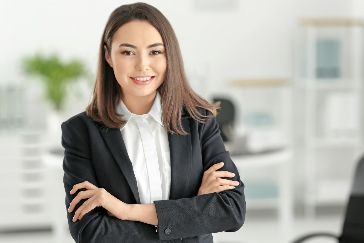 Dubai Work Permit Process: Visa Requirements, Costs and Processing Time