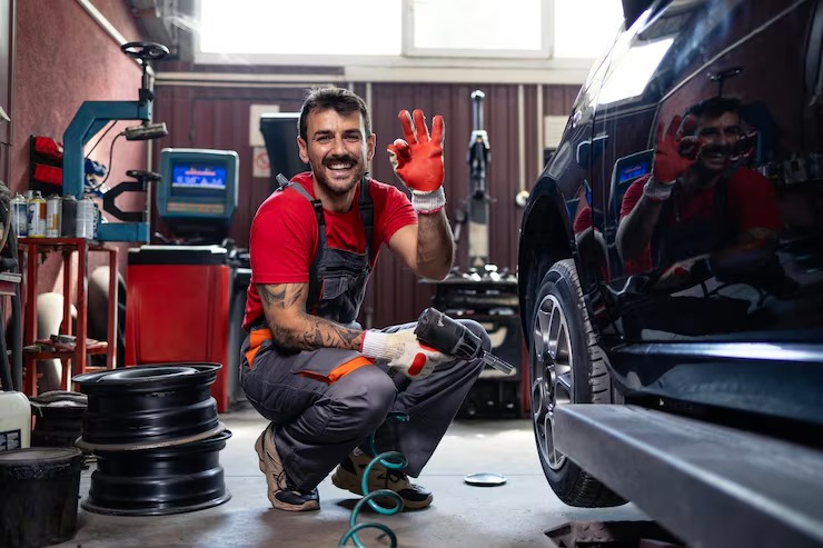 Do Body Shops Report to Carfax? Understanding Vehicle Repair Records and Body Shop Information