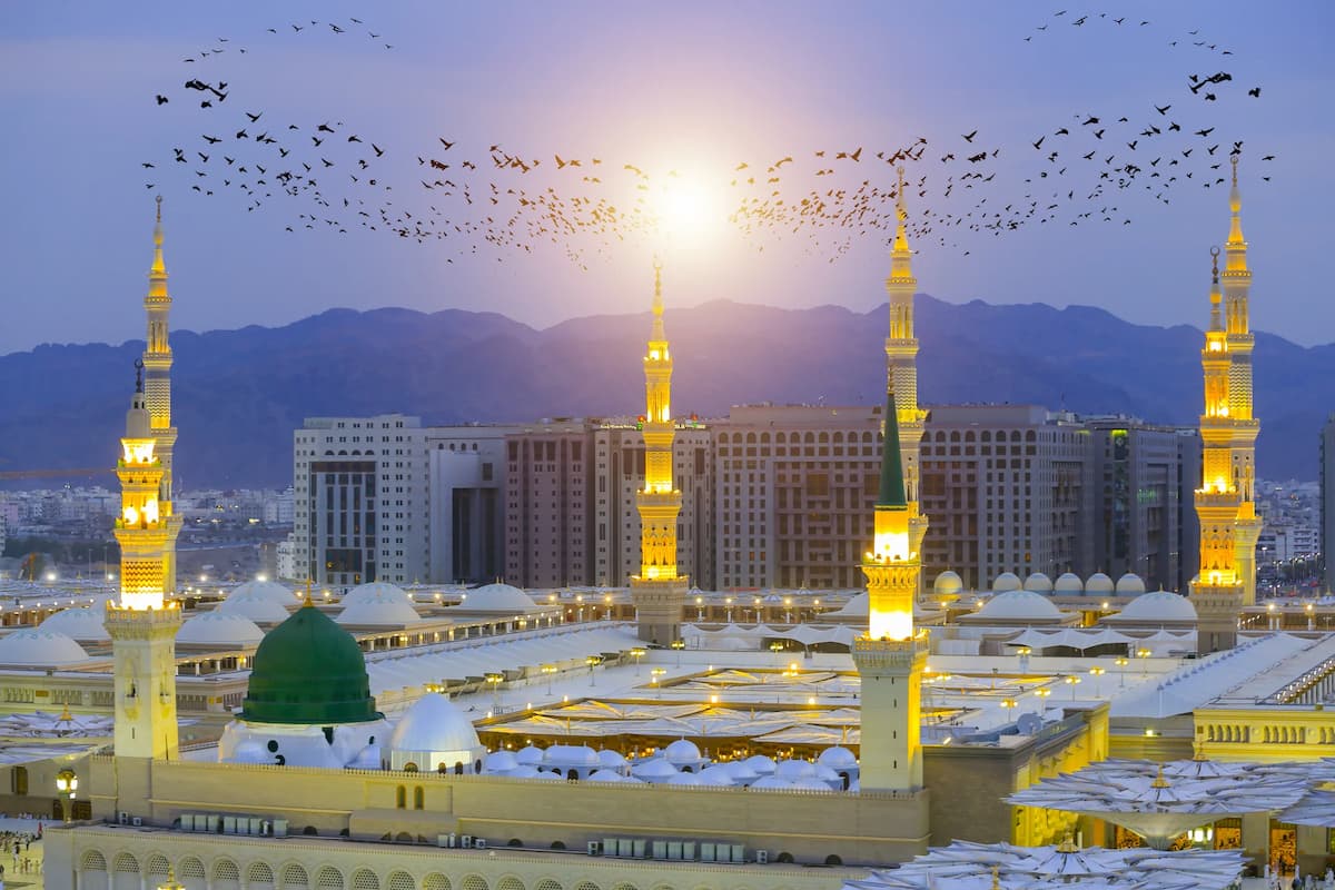 12 Nights 4 Star Umrah Packages: Everything You Need to Know