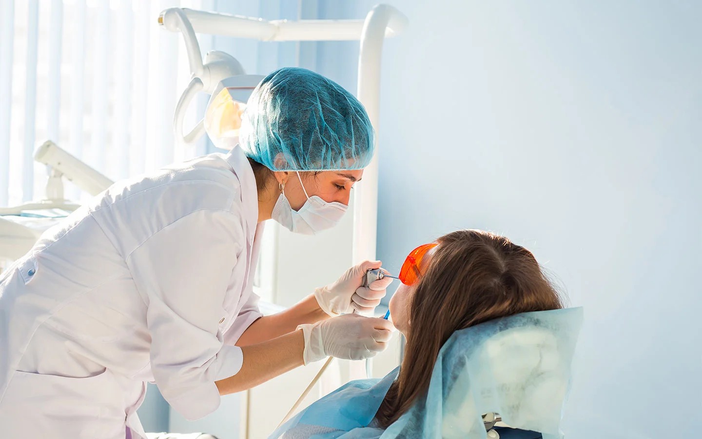 Damaged Tooth: Signs, Causes, and Treatment Options