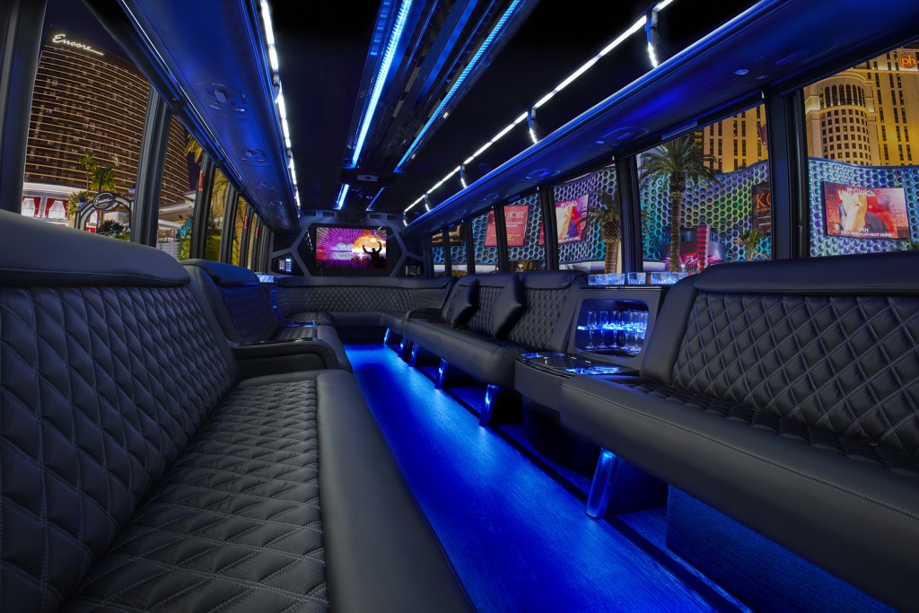 Planning a Memorable Prom Night in Dallas With Friends