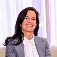 Nadine Adam